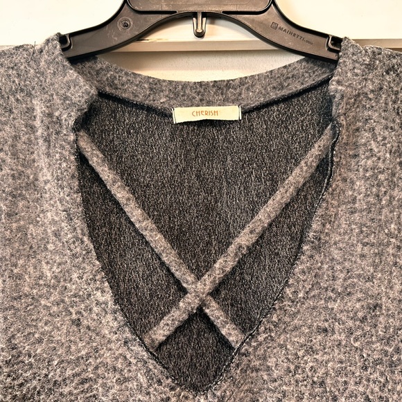 Sweater - Picture 3 of 3